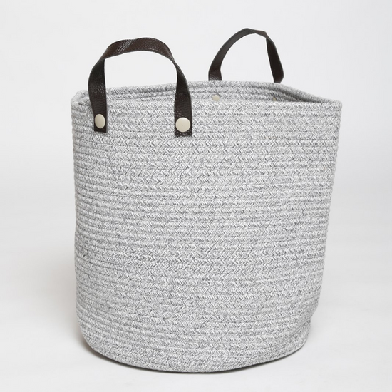 https://cdn.shopify.com/s/files/1/0565/3715/3704/products/Canasto_Ibiza_Gris.png?v=1638967647&width=550