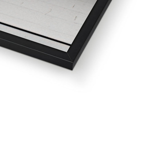 A picture frame with a close up of a black and gray frame.