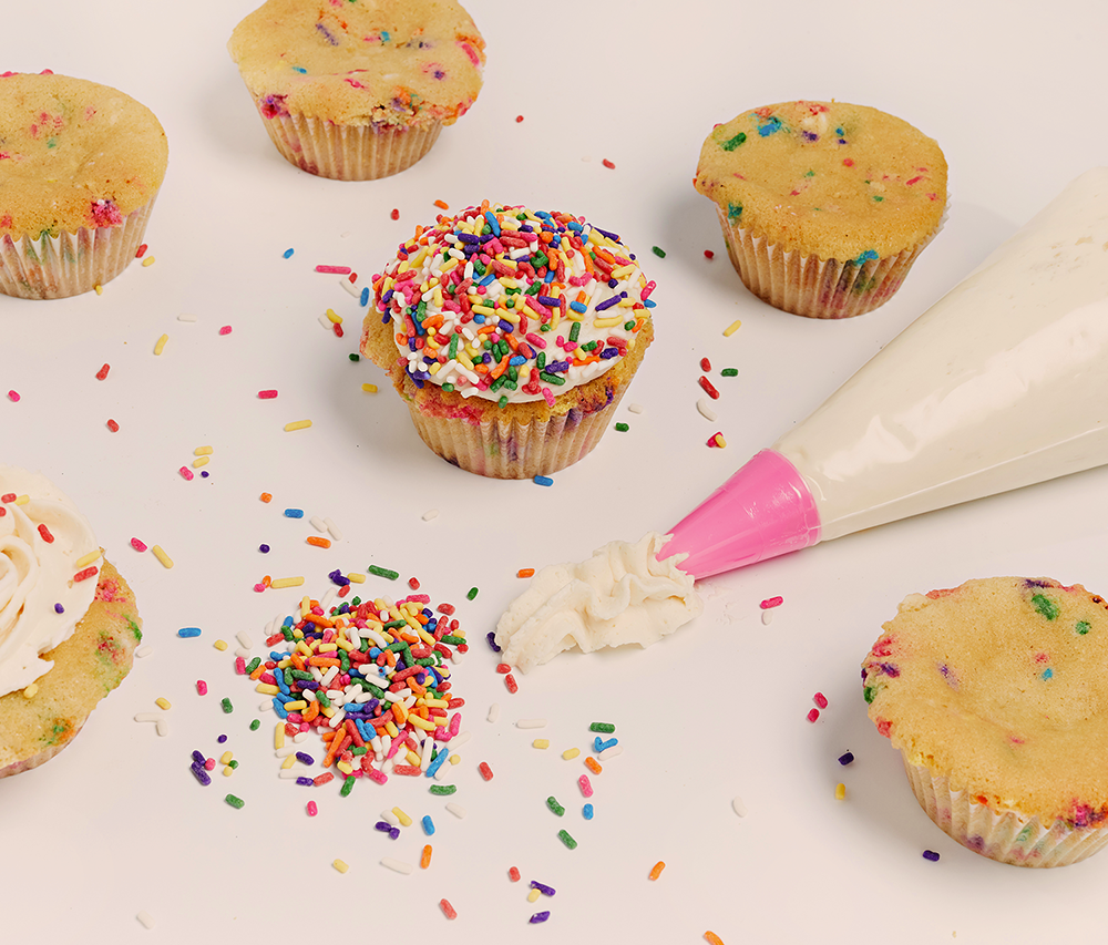 Vanilla Cupcake Kit - PRE ORDER (SHIPMENTS RESUME 1/31) – Sticky
