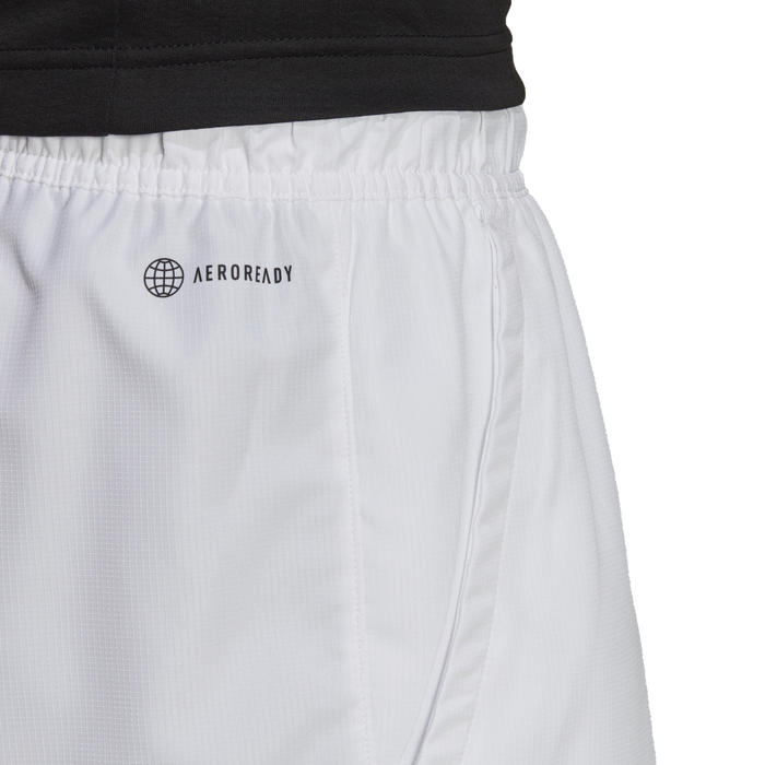 Club Shorts White närbild 1 