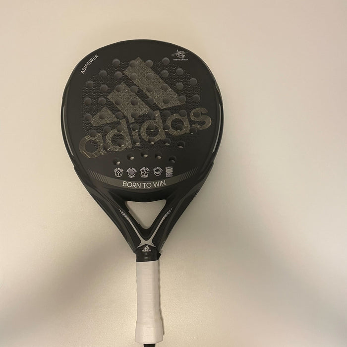 Adipower Master LTD 2022 närbild 1 