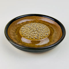 Motoshige Ceramic Condiment Grater Plate - Globalkitchen Japan