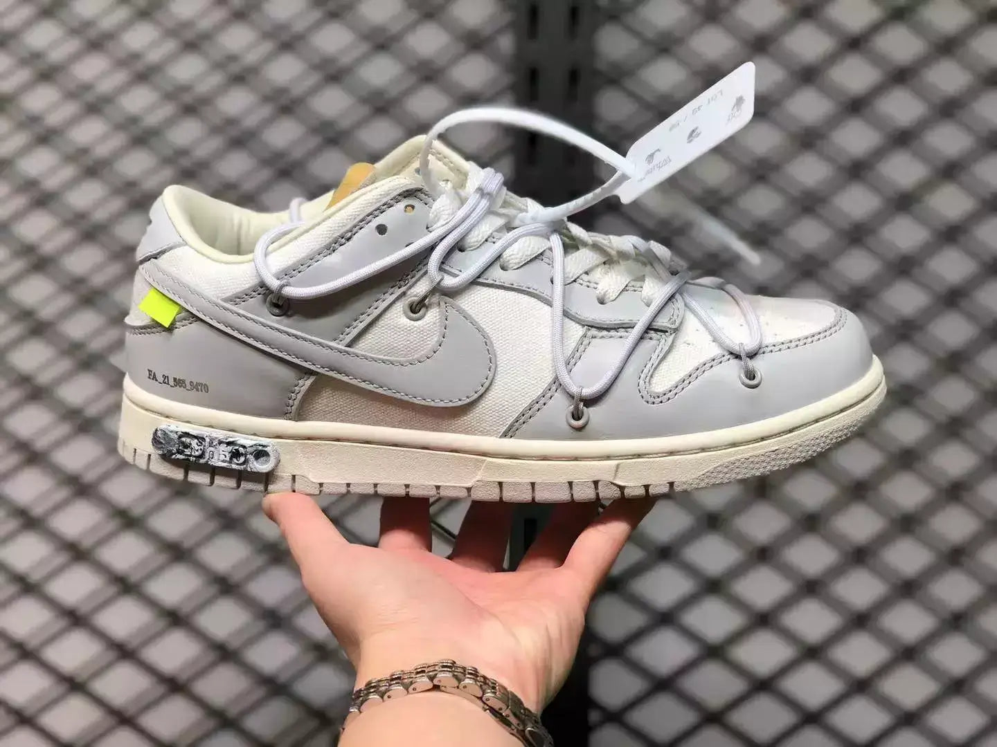 NIKE DUNK LOW The 50 / 49 OFF WHITE
