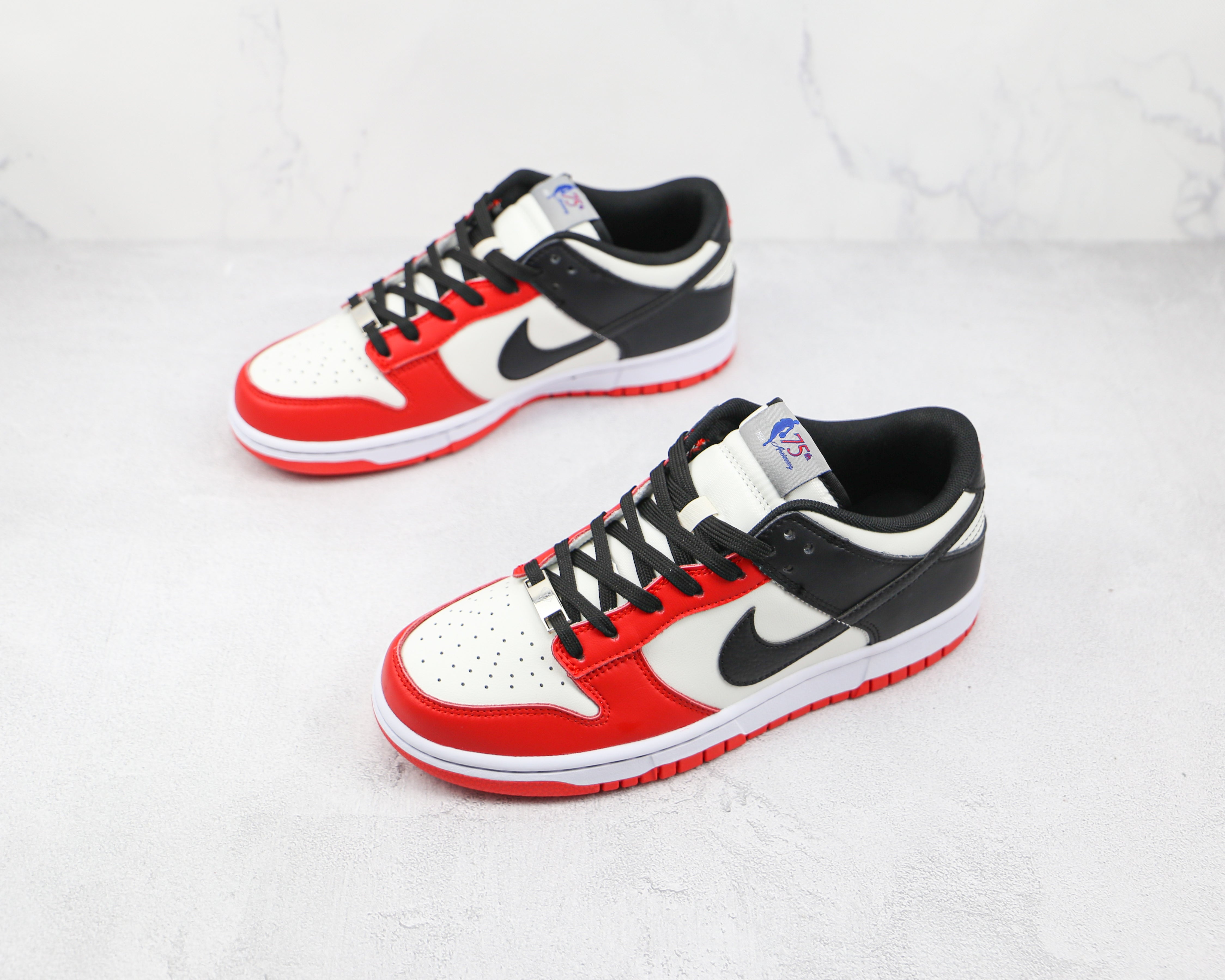 Nike SB Zoom Dunk Low Sneakers Shoes