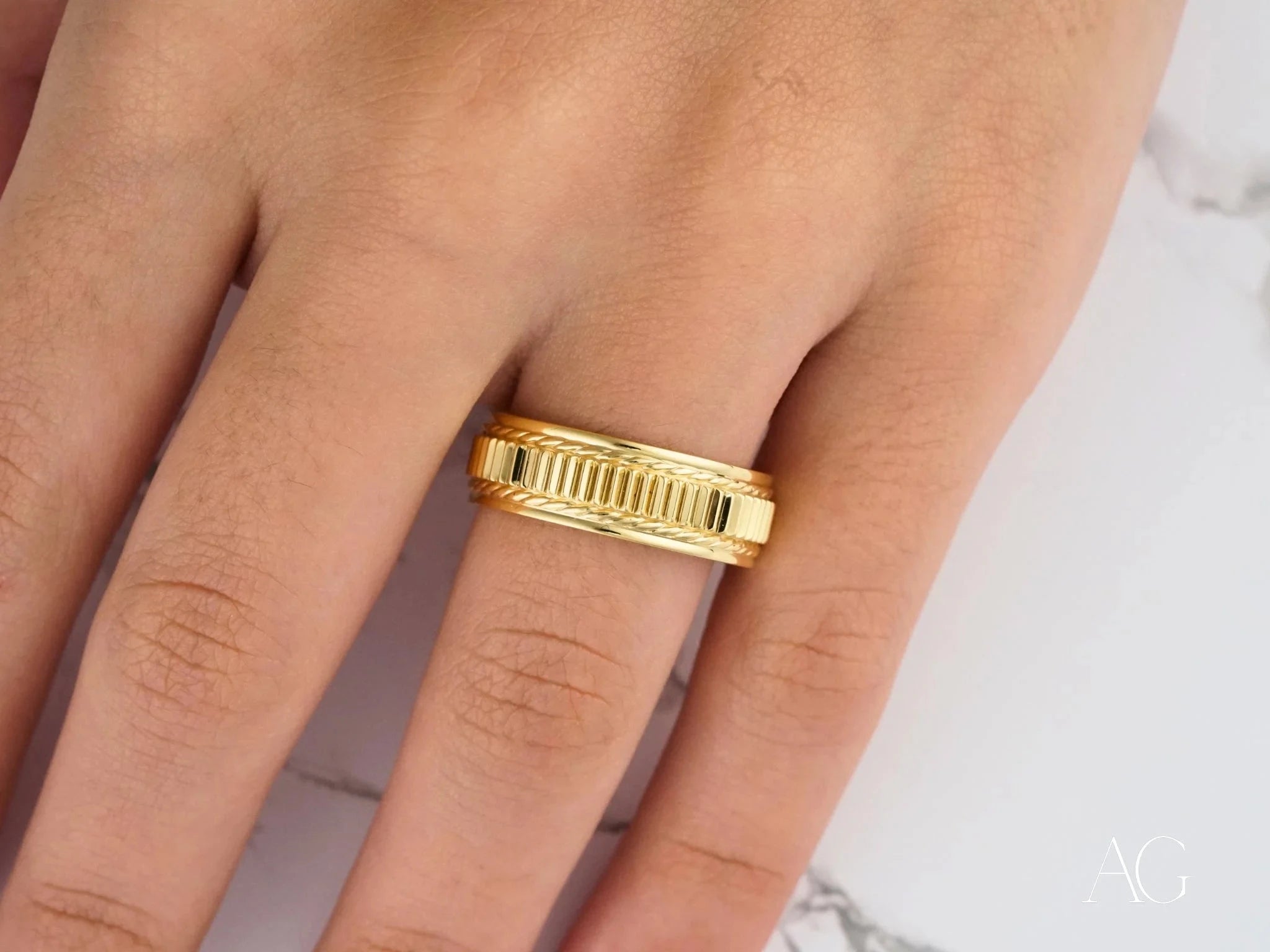 Majestic Weave Wedding Band