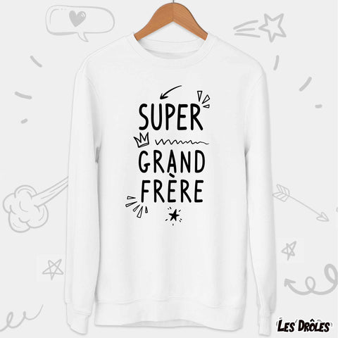 Zoom sur les détails élégants du design du pull "Super Grand Frère"