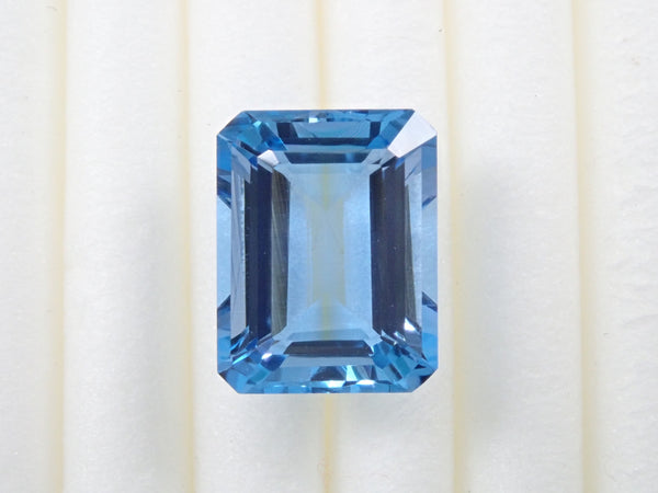 天然サンタマリアアクアマリン １.３６ ct マダガスカル産出