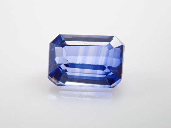 スリランカ産サファイア《ラトゥナプラ》1石ルース(平均0.75ct