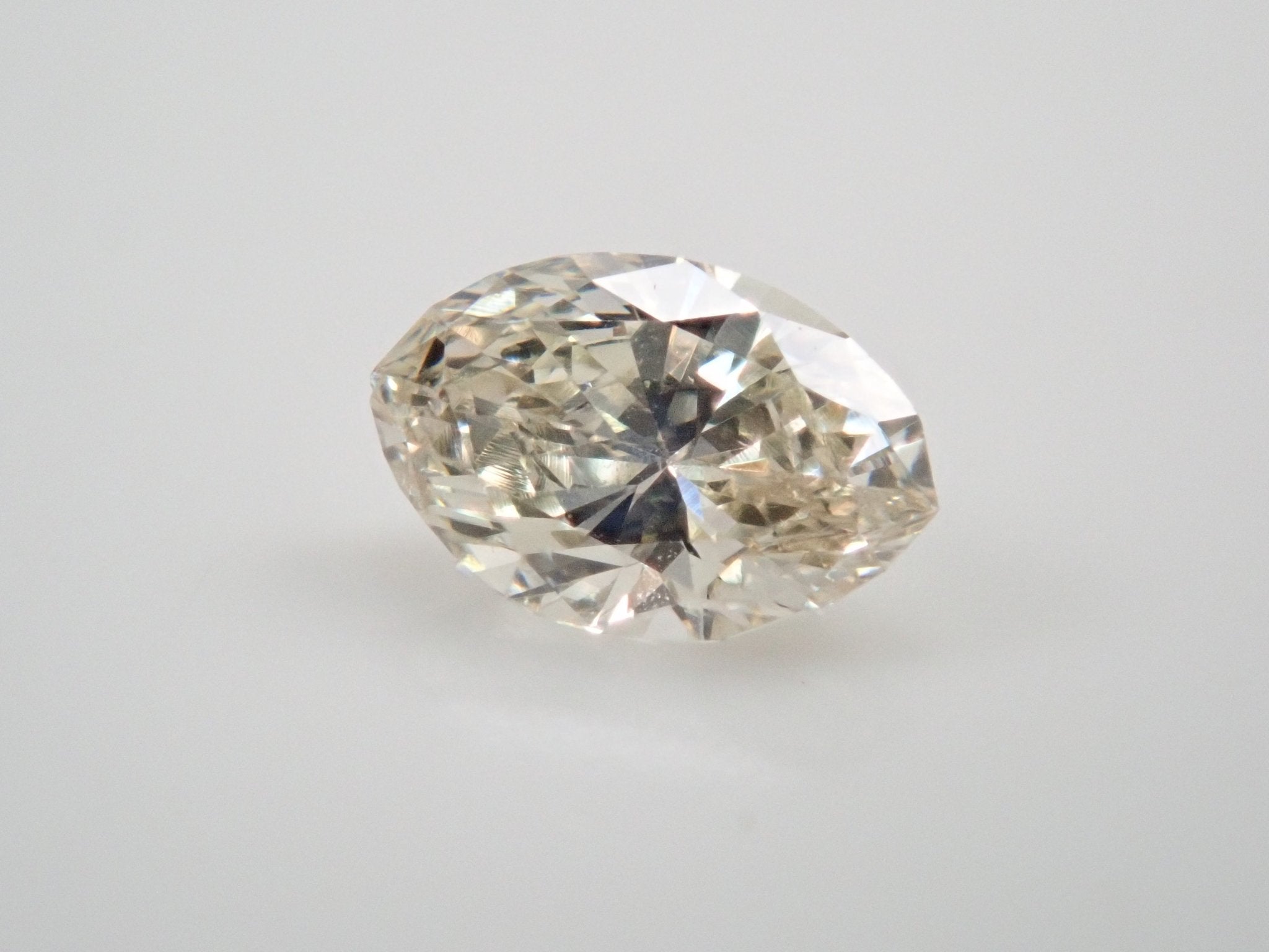 イェローダイヤモンドルース/ F.I.O.YELLOW/ 0.178 ct.+spbgp44.ru