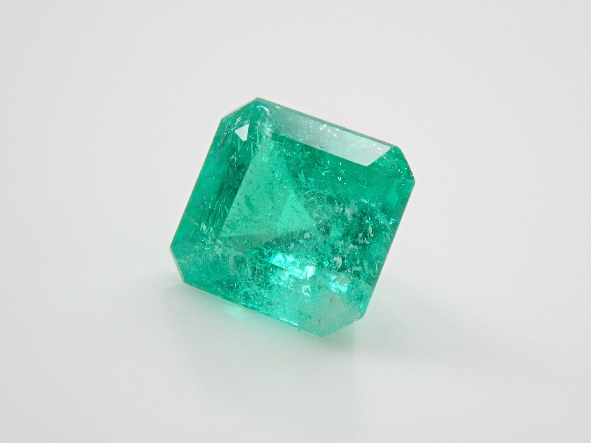 天然無处理 エメラルド ルース4.5ct | mdh.com.sa