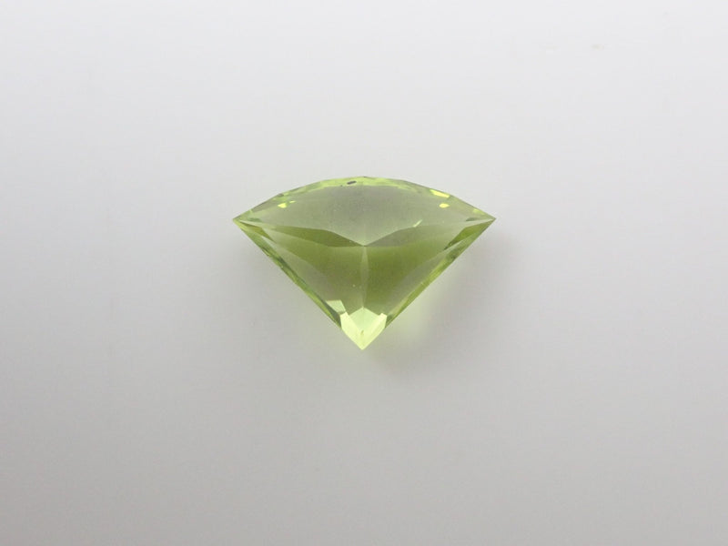 ペリドット3.29 ct No54539宝石ルースいしや 日本公式店 www.m