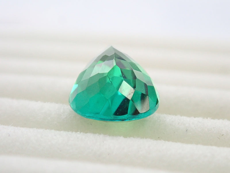 即日発送】 コロンビア産 エメラルド2.086ct コロンビア産ムゾー鉱山