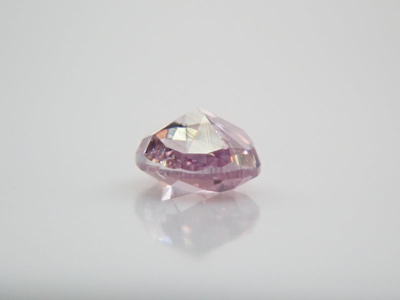 0.069ct FANCY PINK SI-1 OV 中央宝石研究所