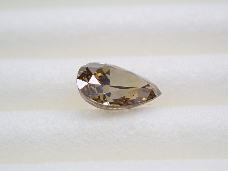 0.300ct J I2 VG ガーネットインクルージョン入 ダイヤモンド-