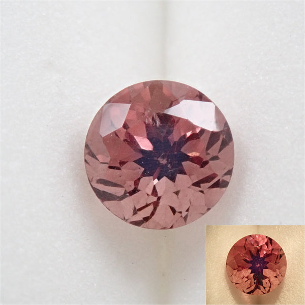 大粒1.45ct！カラーチェンジガーネット-