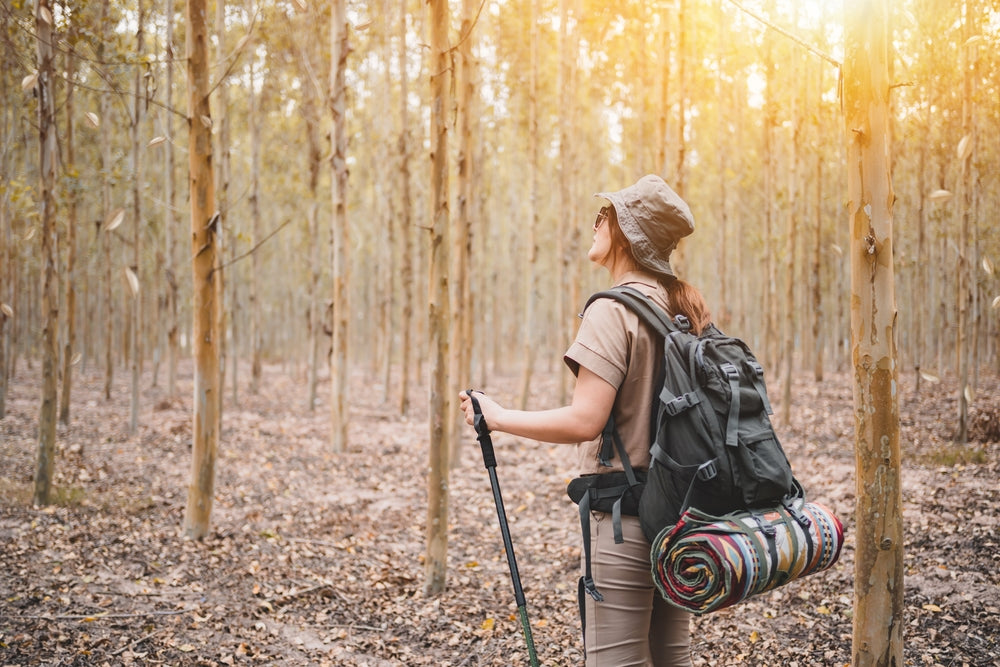 5 Ways to STAY COOL While Hiking in the HEAT 