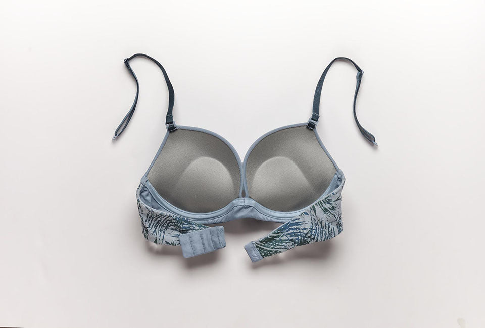 the-different-styles-of-bras--an-infographic_53049ba59c9a8_w450_h600.jpg