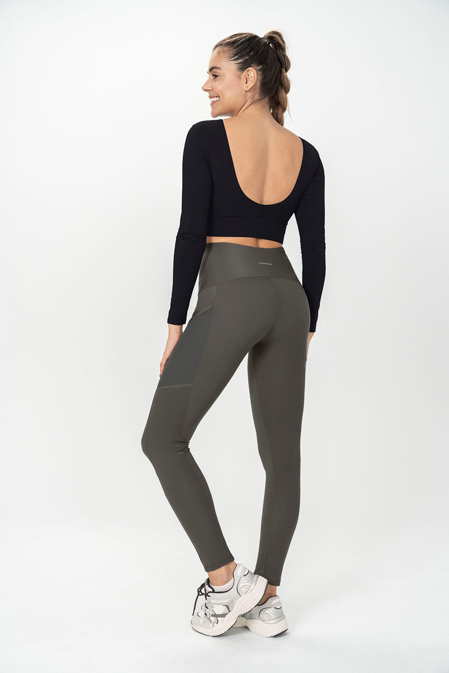 shaper legging with two side pockets