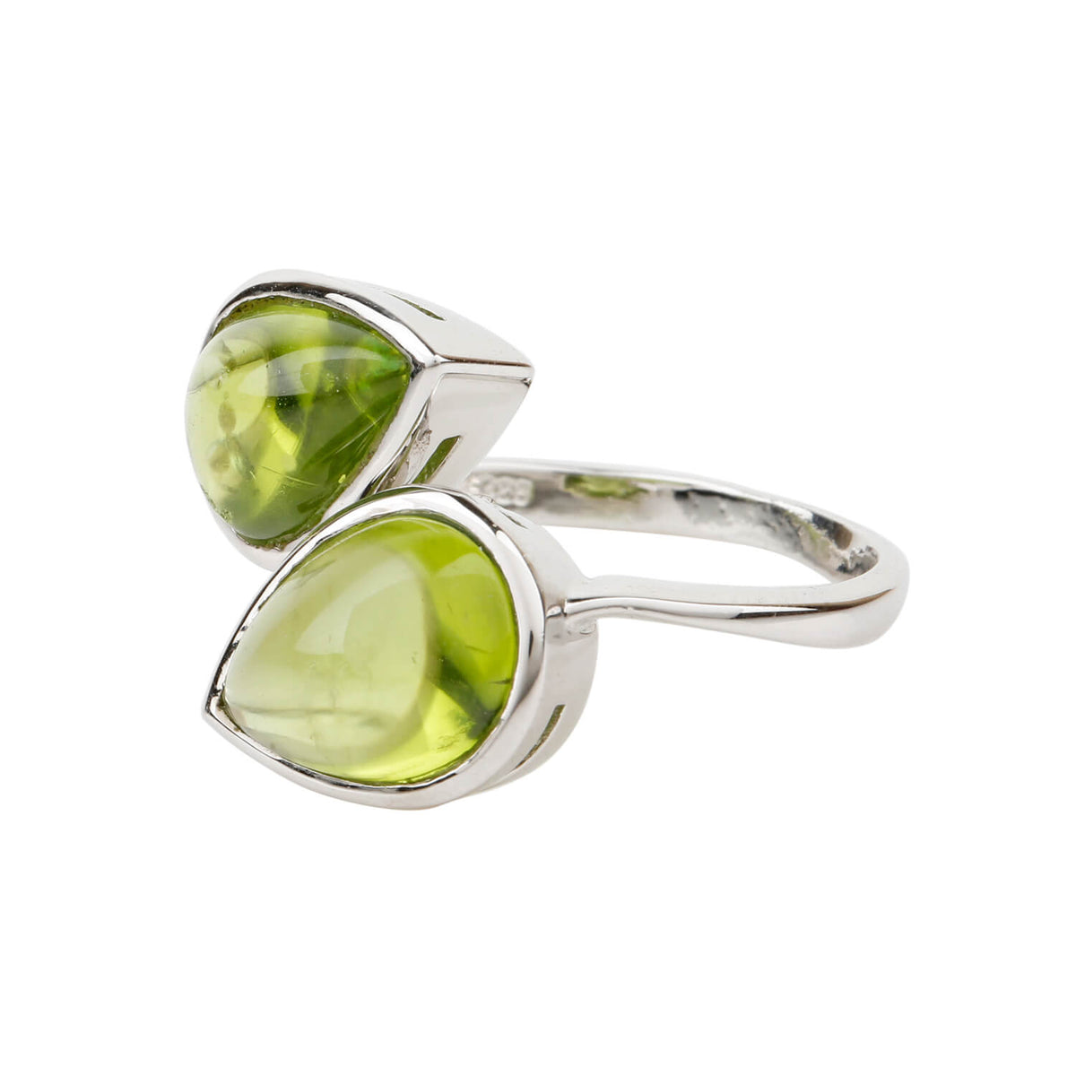 Ravishing Silver 925 Peridot & Diamond Ring