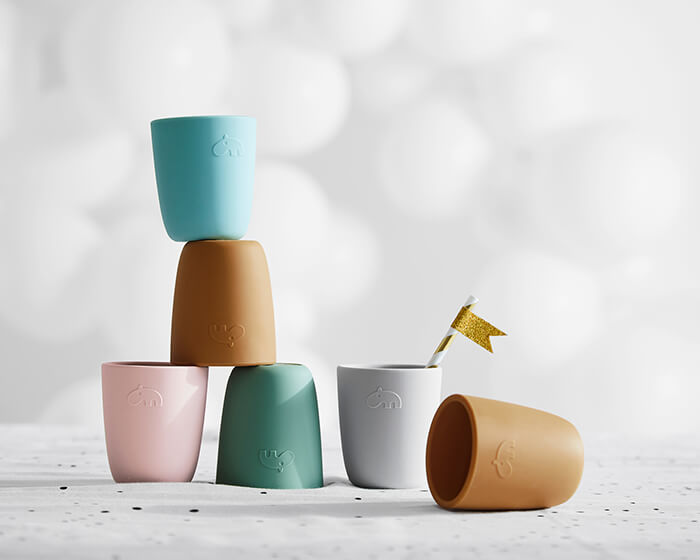 Practical and anti-slip silicone mini mugs from Done by Deer in colours