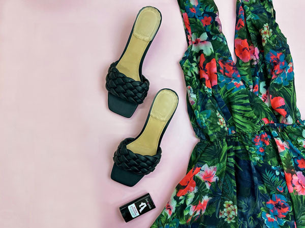 tropical dress with black sandals, under heel cushions and blister balm