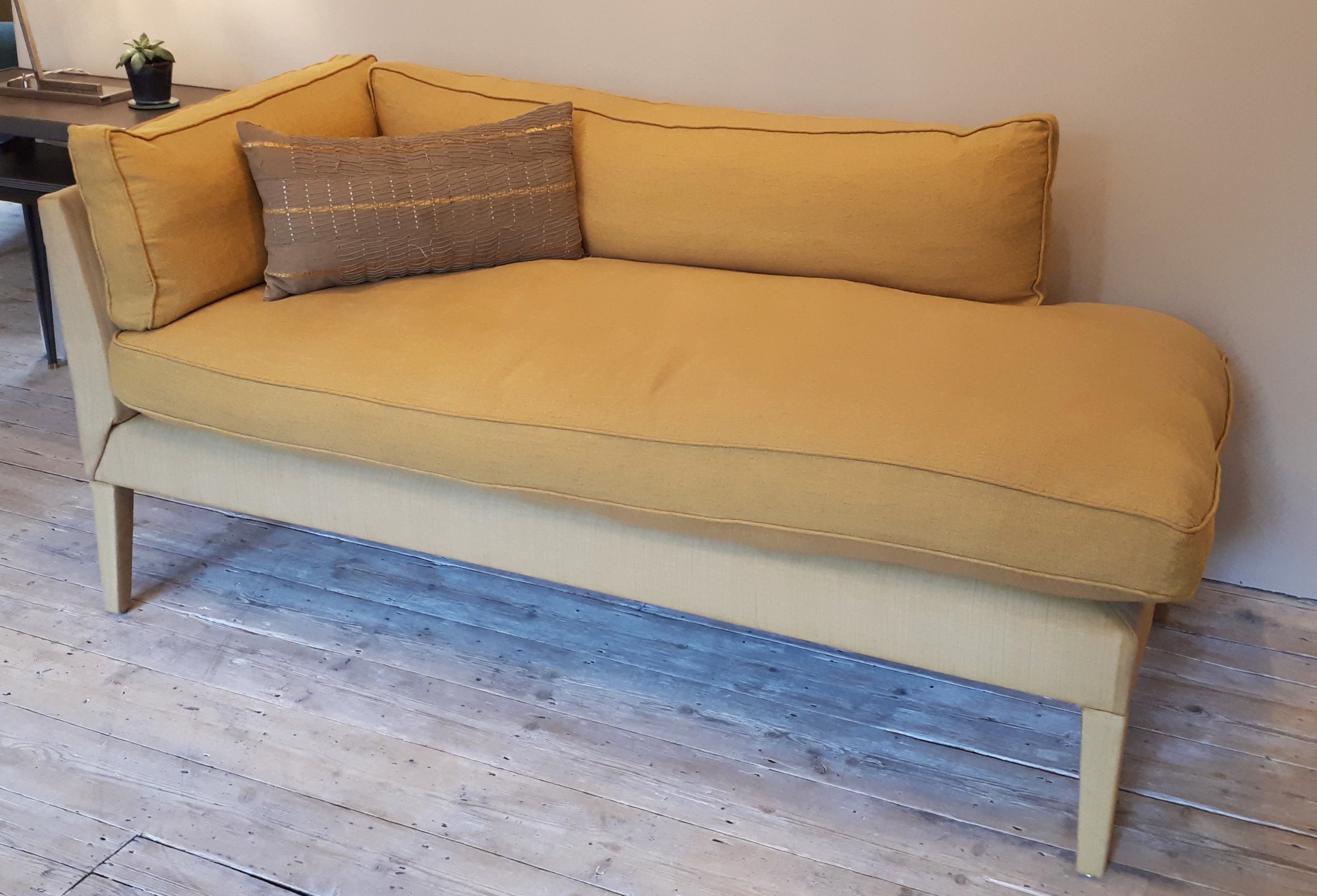 ochre chaise longue