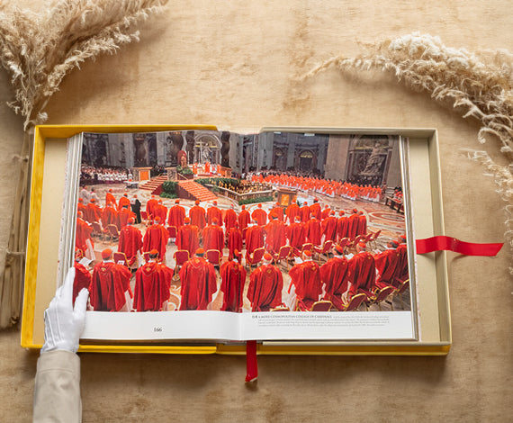 Assouline Vatican