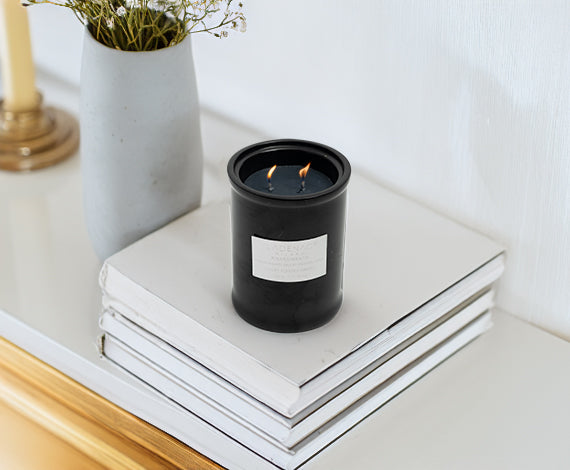 DLADENAC- Renaissance Bois Precious D inde Candle