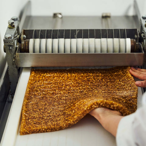 The production process of vegan Turkish delight cutting pieces