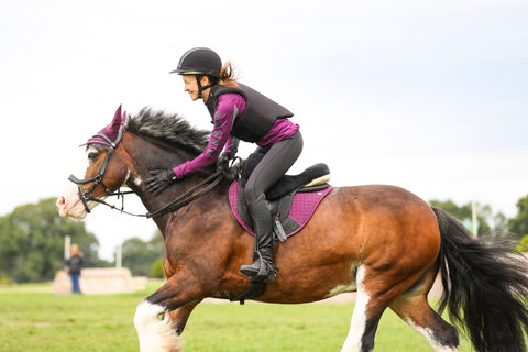 Sponsored ride using a Total Contact saddle - TCS treeless saddle