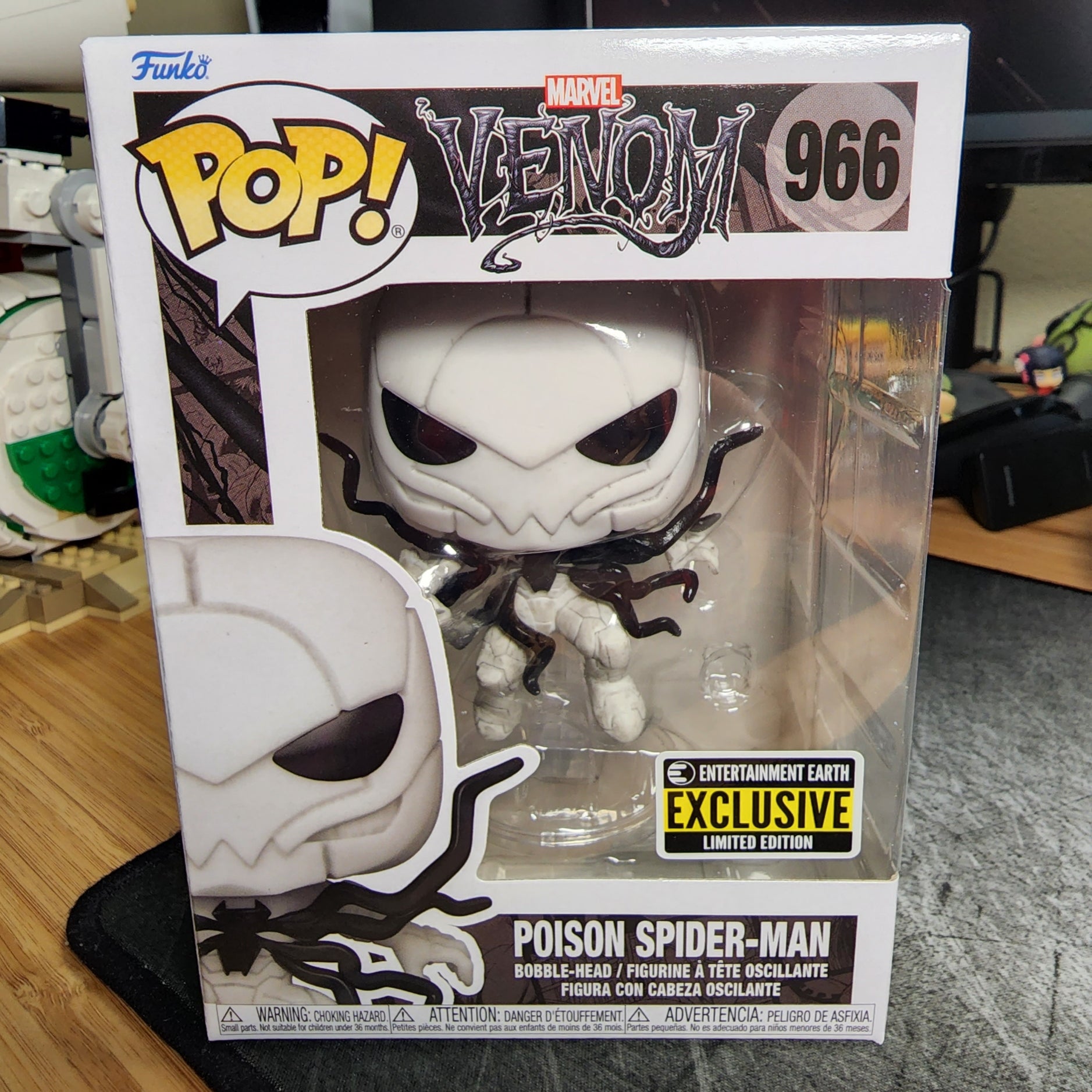 Marvel Venom Glow-in-the-Dark Pop! Lethal Protector Comic Cover