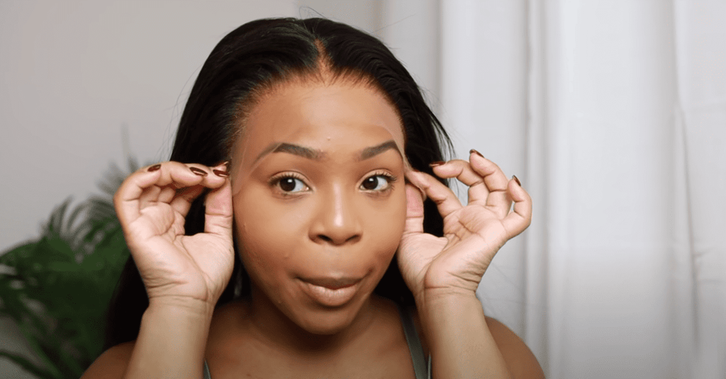 Haireel-blog-How-To-Cut-Lace-On-Lace-Front-Wig-To-Create-A-Natural-Look