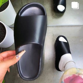 Honcho Slides Limited Elmo Edition slide on slippers