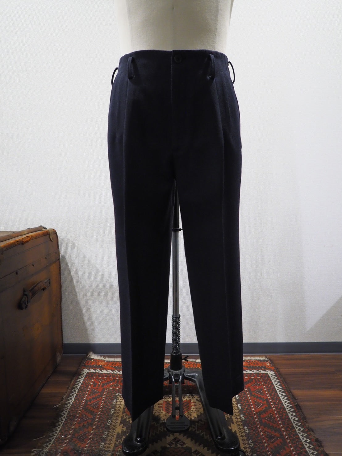 ニッサン・638 Gorsch｜2 Out-tack Flowing Trousers｜ash | maximise.mu