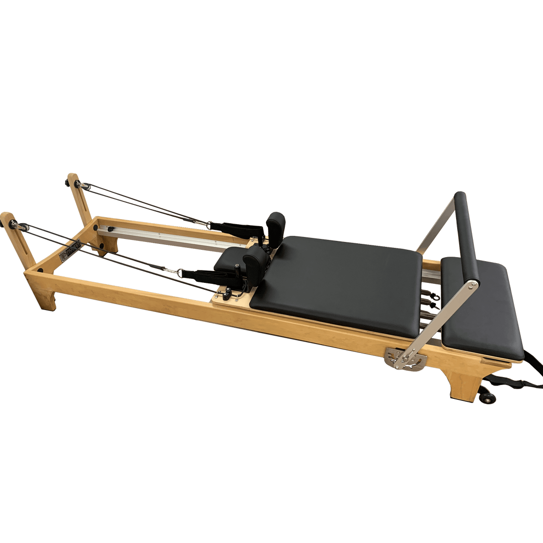 Fêmea Flexível Usando Máquina De Reformador De Pilates Na Academia Imagem  de Stock - Imagem de equipamento, corda: 212897099