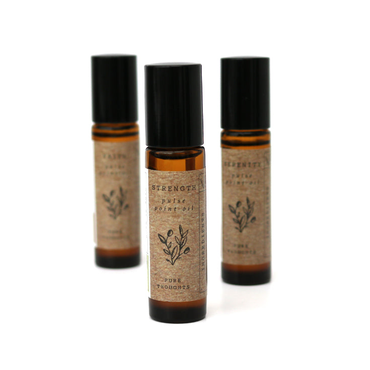 On the move aromatherapy treatment. Easy to apply. Enriched with powerful essential oils that boost mind and body..