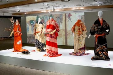 Kimono Styled & Restyled 「ファッションとしてのきもの 1300 年」 – SALZ Tokyo