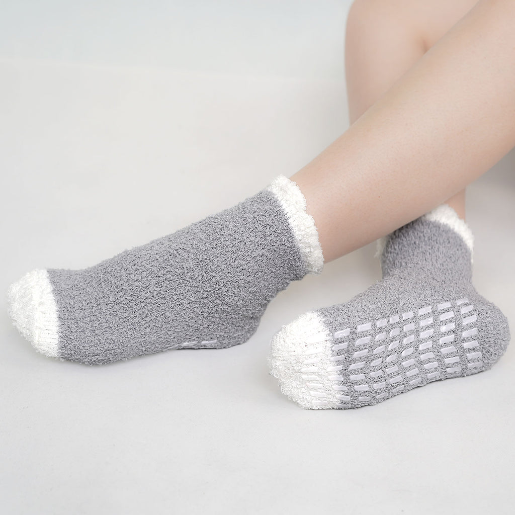 J. Ann Adult Christmas Thermal Fleece-Lined Slipper Socks with Non-Skid