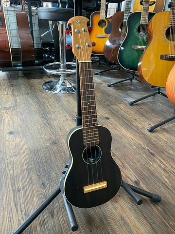 ovation applause ukulele