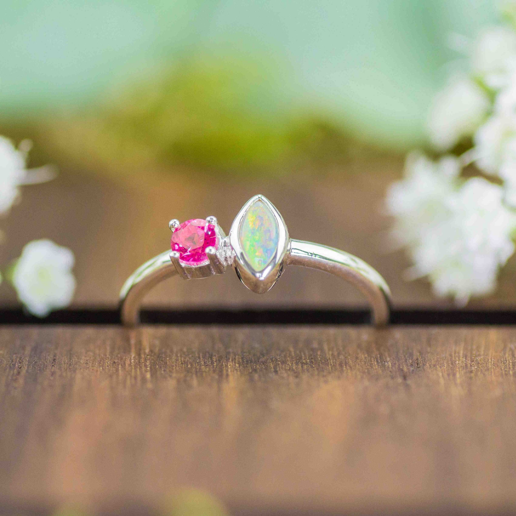 Opal trifft pinken Turmalin Ring