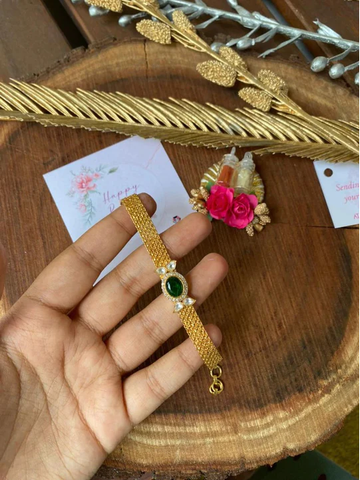 Emerald Bangle – Hirapanna Jewellers