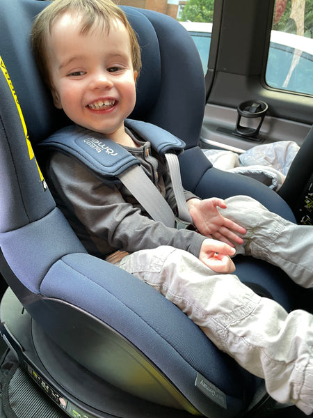 Child car safety seats and 'puffy' coats don't mix