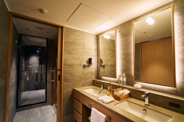 神戸ポートピアホテル・パウダールームと浴室