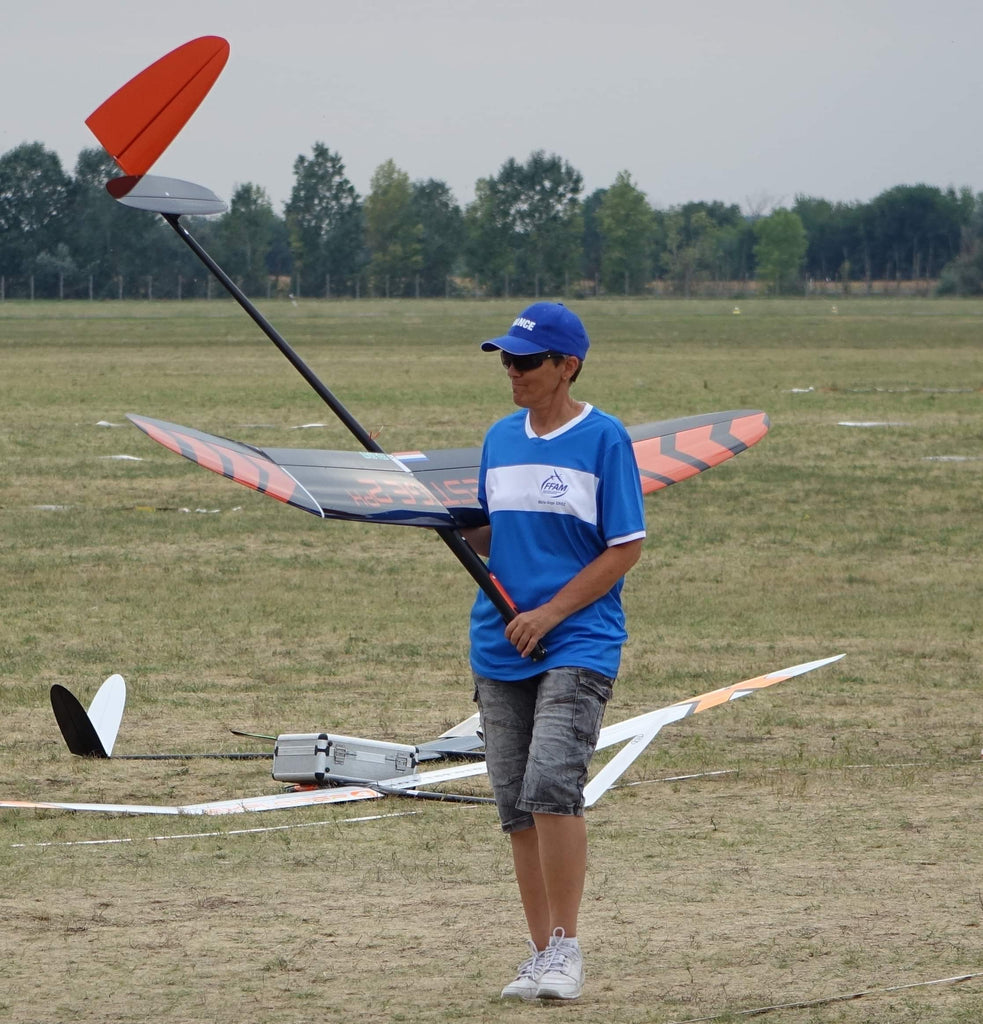 Woman World Champion is Marie-ange Groz, FRA flying 2PK