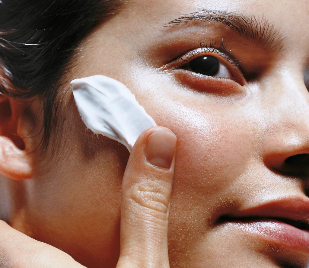 2. Before Applying Makeup Apply Moisturizer | Remedial