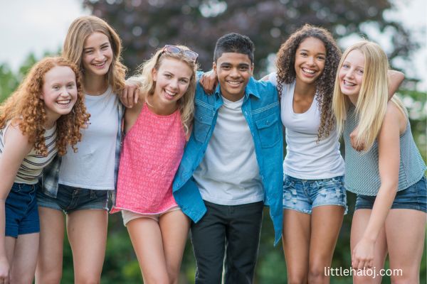 Group of teenagers smiling