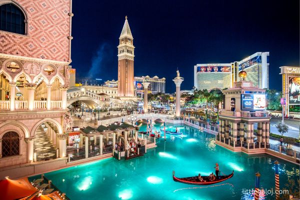 Las Vegas Venetian Gondola