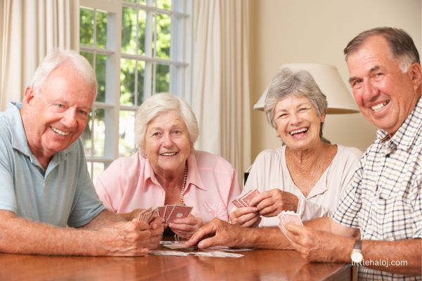 Elderly playing card games