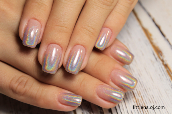 Holographic nail designs