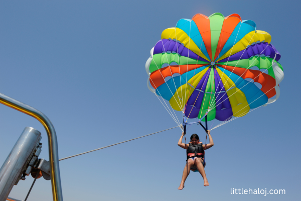 Parasailing in Miami